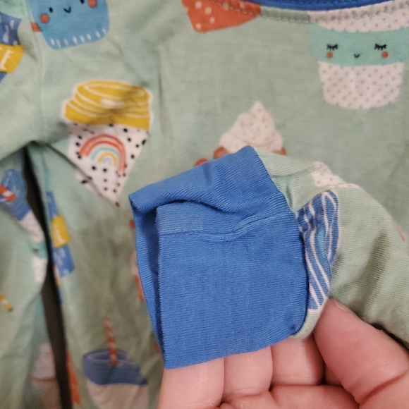 Little Sleepies Coffee Top - Picture 2 of 3